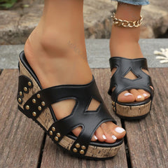 Dames Wedge Slippers met Klinknagels – Zomerse Plateau Sandalen in Romeinse Stijl (Ook in Plus Size)