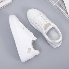 Casual Witte Sneakers Dames met Geborduurde Bloemen – Ademend en Comfortabel voor Dagelijks Gebruik - Dames - Schoenen